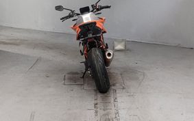 KTM 1290 SUPER  DUKE R V3940
