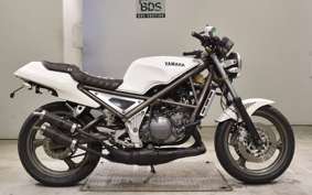 YAMAHA R1-Z 3XC