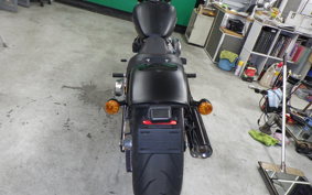 HARLEY FXBRS1870 2018