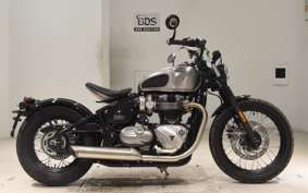 TRIUMPH BONNEVILLE BOBBER 2018