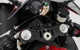 YAMAHA YZF-R1 WGP 50th 2012 RN24J