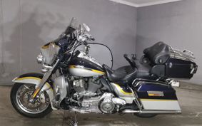 HARLEY FLHTCUSE 1800CVO PR8