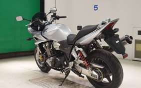 HONDA CB1300SB SUPER BOLDOR A 2006 SC54