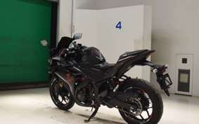 YAMAHA YZF-R3 2018