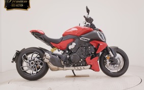 DUCATI DIAVEL V4 2025