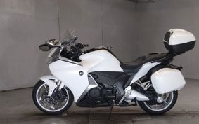 HONDA VFR1200F DCT SC63