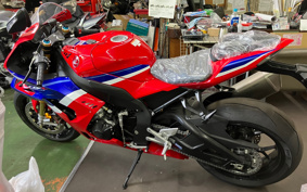 HONDA CBR1000RR-R FB SP 2024 SC82