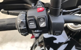 BMW S1000XR 2022 0E41