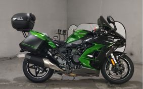 KAWASAKI  NINJA H2 SX SE ZXT02P