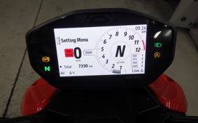 DUCATI STREETFIGHTER V2 2022