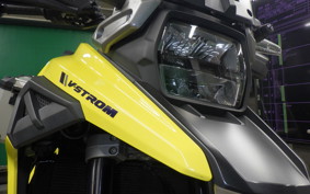 SUZUKI DL1000 ( V-Strom 1050 ) XT 2020 EF11M