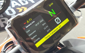 KTM 1290 SUPER DUKE R EVO V3940