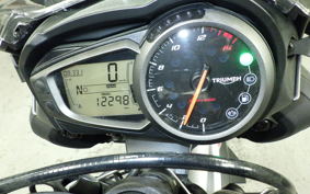 TRIUMPH STREET TRIPLE R 2021