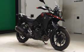 SUZUKI Vｽﾄﾛｰﾑ250 2004