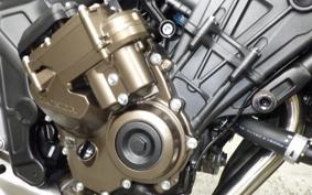 HONDA CB650R E-Clutch 2024 RH17