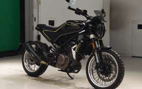 HUSQVARNA SVARTPILEN 401 2018