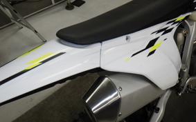 TRIUMPH TF250-E 2014