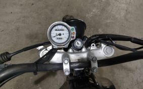 YAMAHA TW225 DG09J