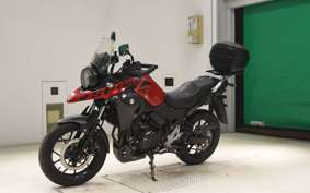 SUZUKI Vｽﾄﾛｰﾑ250 2010