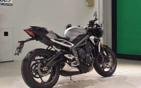 TRIUMPH STREET TRIPLE R 2022