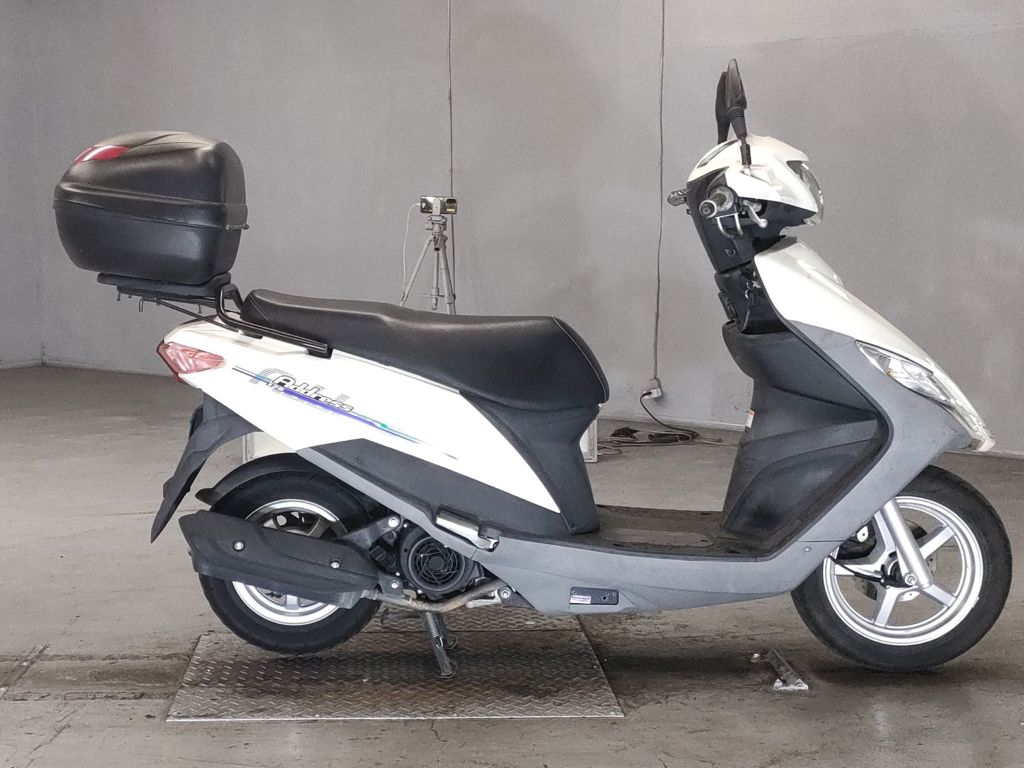 Фото Suzuki ADDRESS V125 с японского аукциона