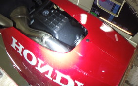 HONDA CBR650R E-Clutch 2026 RH17