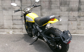 DUCATI  DUCATI  SCRAMBLER  ICON  2019 KB01