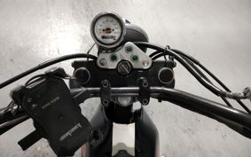 SUZUKI GLASS TRACKER BIG BOY NJ47A