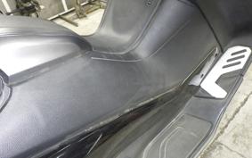 YAMAHA T-MAX 560 T 2021 SJ19J