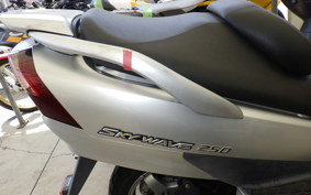 SUZUKI SKYWAVE 250 (Burgman 250) Gen.2 2003 CJ43A