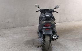 YAMAHA MAJESTY 125 SE27