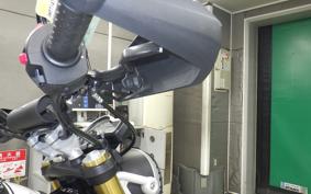 TRIUMPH SCRAMBLER 400X 2024
