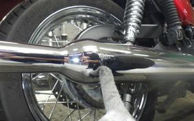 TRIUMPH BONNEVILLE T100 2013