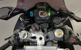 KAWASAKI ZX 10 NINJA R 2005 ZXT00C