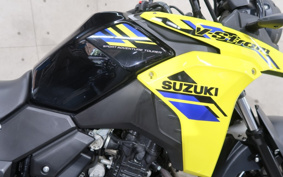 SUZUKI STROM 250 DS12E
