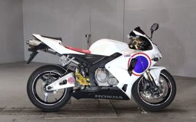 HONDA CBR600RR PC37