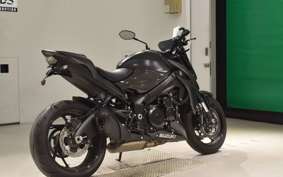 SUZUKI GSX-S1000 2021