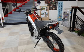 YAMAHA TORITSU CAR DG32J