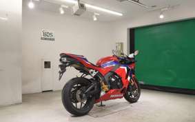 HONDA CBR600RR 2021 PC40
