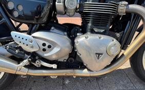 TRIUMPH THRUXTON 1200R 2017 DAD72H
