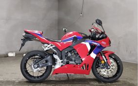 HONDA CBR600RR PC40