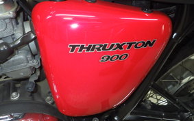TRIUMPH THRUXTON 900 2009