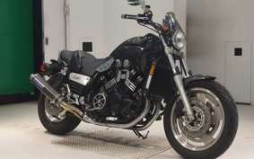 YAMAHA VMAX 2001