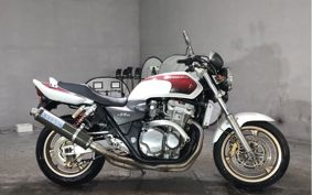 HONDA CB1300SF SUPER FOUR 2000 SC40
