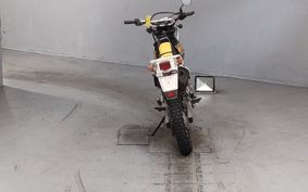 SUZUKI DJEBEL200 SH42A