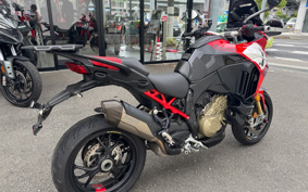 DUCATI  DUCATI M STRADA V4 PIE KUSUPI-KU 2022 6A00