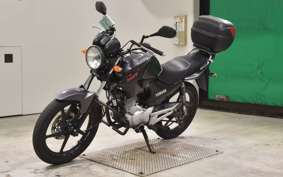 YAMAHA YBR125 2015
