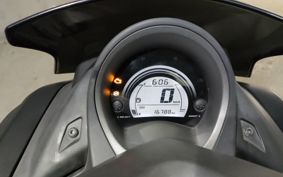 YAMAHA N-MAX 155 SG50J