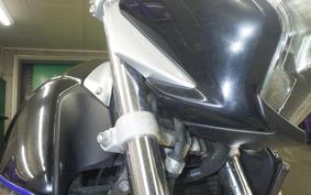 SUZUKI GSR250 2015