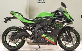 KAWASAKI ZX-25R 1983 ZX250E